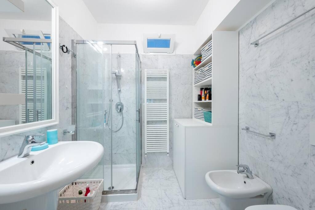 Seaview Cavi B. 100Mt Dal Mare Apartamento Lavagna Exterior foto